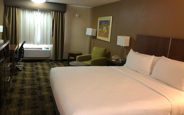 photo 5 of Holiday Inn Express Hotel & Suites Corning by IHG