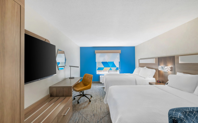photo 4 of Holiday Inn Express Hotel & Suites Council Bluffs - Conv Ctr by IHG