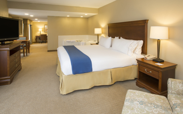 photo 3 of Holiday Inn Express Hotel & Suites Culpeper by IHG