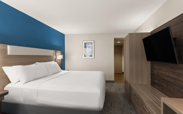 photo 4 of Holiday Inn Express Hotel & Suites Danbury - I-84 by IHG