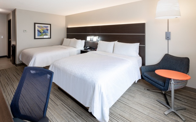 photo 4 of Holiday Inn Express Hotel & Suites Downtown Minneapolis by IHG