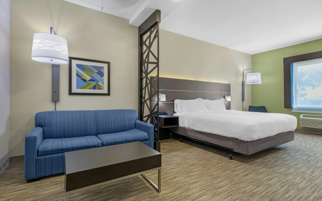 photo 4 of Holiday Inn Express Hotel & Suites Fairfield - North by IHG