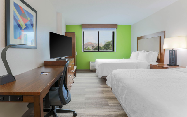 photo 4 of Holiday Inn Express & Suites Fort Worth Downtown by IHG