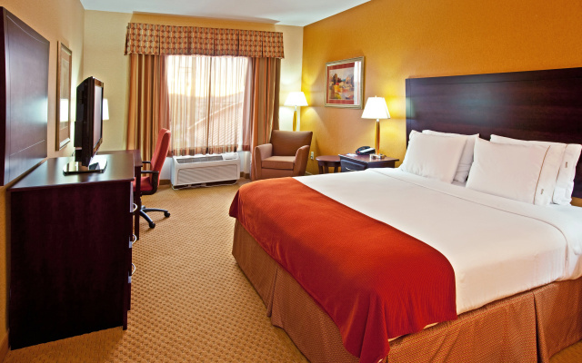 photo 4 of Holiday Inn Express & Suites Franklin KY by IHG