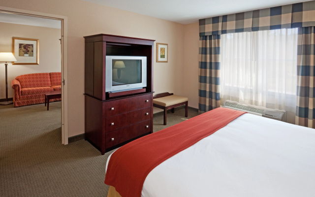 photo 4 of Holiday Inn Express Hotel & Suites Freeport by IHG