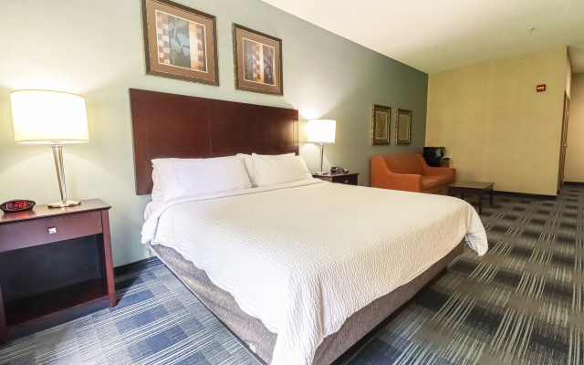 photo 3 of Holiday Inn Express & Suites Meriden by IHG