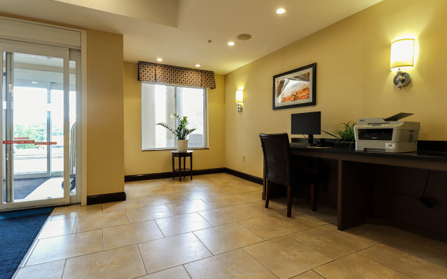 photo 4 of Holiday Inn Express & Suites Meriden by IHG