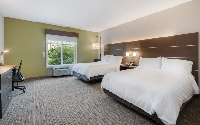 photo 2 of Holiday Inn Express Hotel & Suites Orlando - Apopka by IHG