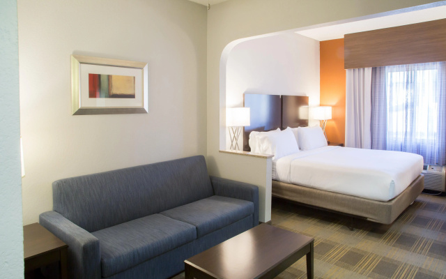 photo 5 of Holiday Inn Express Hotel & Suites Oxford by IHG