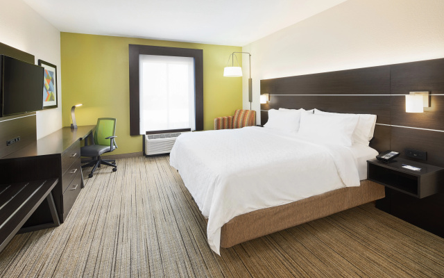 photo 2 of Holiday Inn Express Hotel & Suites Port Richey by IHG