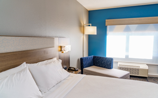 photo 4 of Holiday Inn Express Hotel & Suites Raleigh SW NC State by IHG