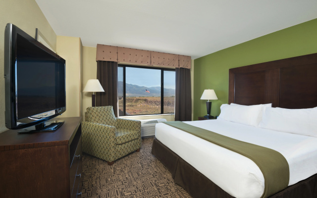 photo 4 of Holiday Inn Express Hotel & Suites Richfield by IHG