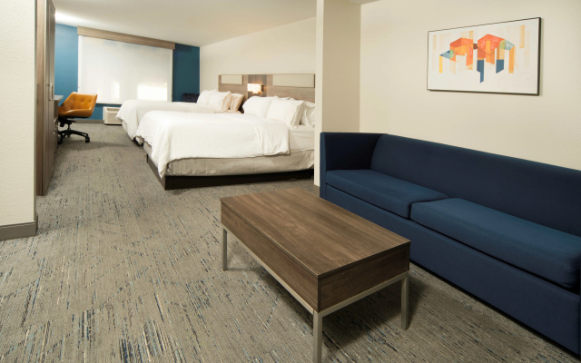photo 4 of Holiday Inn Express Hotel and Suites St. Charles by IHG