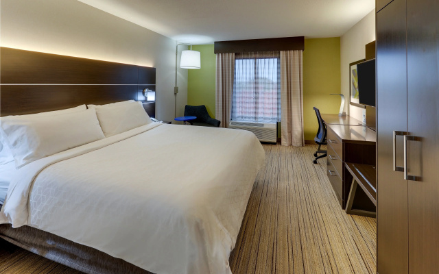 photo 4 of Holiday Inn Express & Suites Troy by IHG