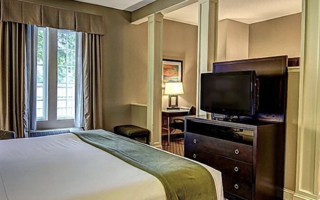 photo 4 of Holiday Inn Express Hotel & Suites Wallace-Hwy 41