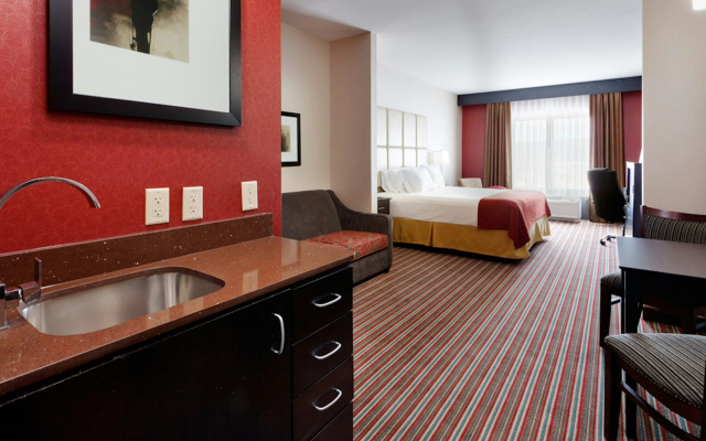 photo 4 of Holiday Inn Express Hotel & Suites York NE - Market by IHG