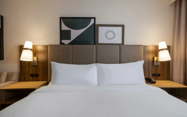 photo 5 of Staybridge Suites Chicago O'Hare - Rosemont by IHG