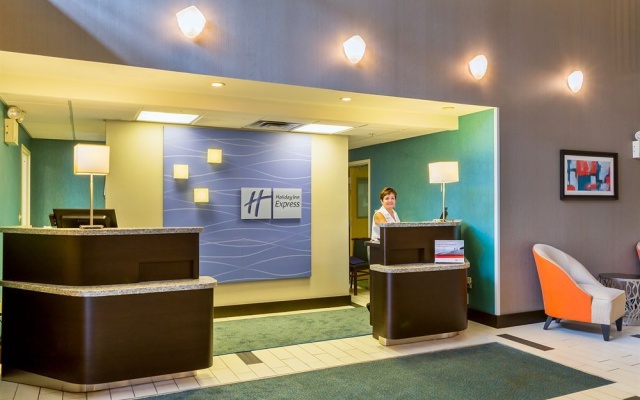 photo 2 of Holiday Inn Express Hotel & Suites Mt. Holly, An Ihg Hotel