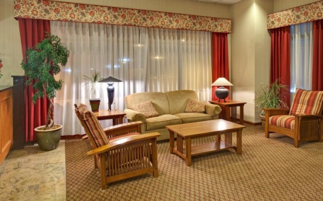 photo 3 of Holiday Inn Express Hotel & Suites Omaha-Southwest