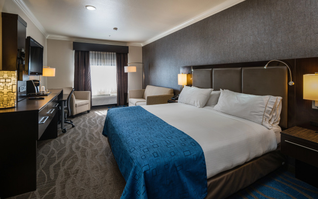 photo 4 of Holiday Inn Express & Suites Santa Clara by IHG