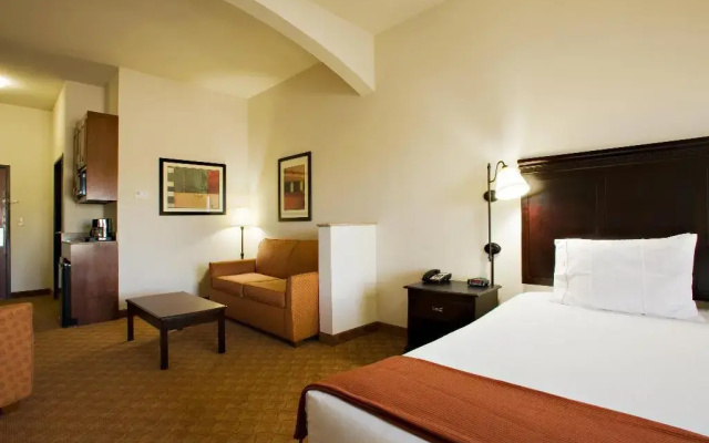 photo 3 of Holiday Inn Express & Suites Sweetwater