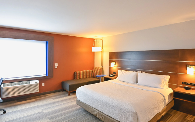 photo 5 of Holiday Inn Express Houghton-Keweenaw by IHG
