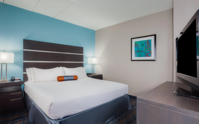 photo 2 of Holiday Inn Express I-95 Capitol Beltway-Largo by IHG