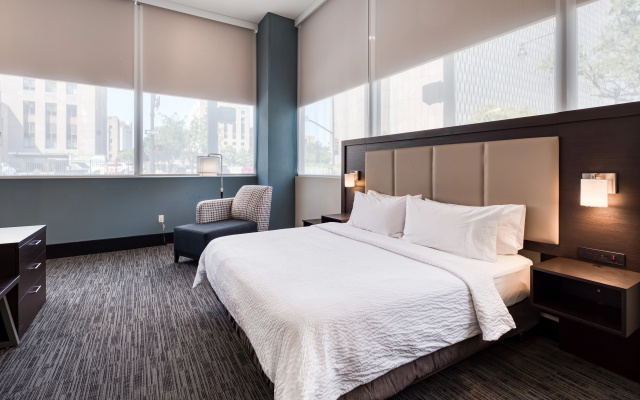 photo 5 of Holiday Inn Express Kansas City Downtown by IHG