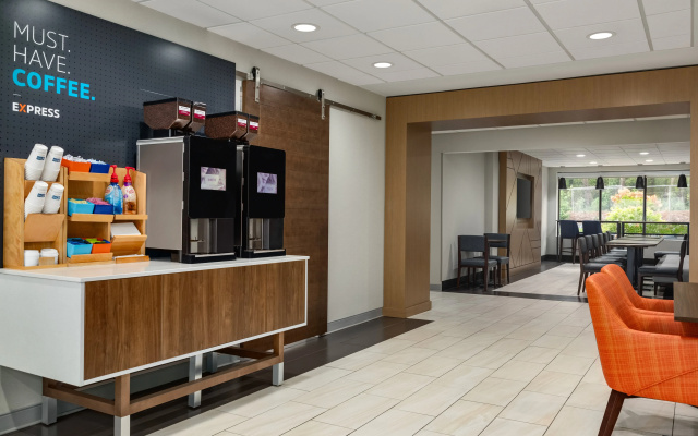 photo 4 of Holiday Inn Express - Atlanta/Kennesaw by IHG
