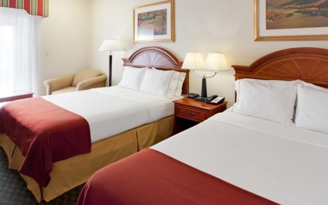 photo 5 of Holiday Inn Express Lancaster-Rockvale Outlets