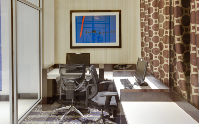 photo 5 of Holiday Inn Express Hotel and Suites Laurel by IHG
