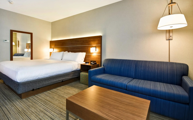photo 4 of Holiday Inn Express Newport North - Middletown by IHG