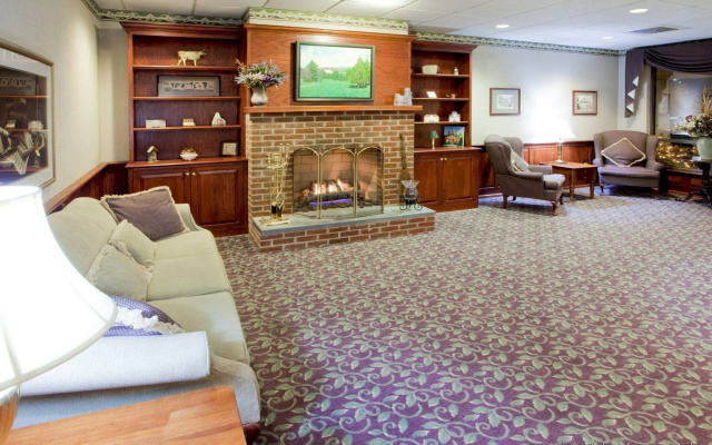 photo 2 of Round Hill Inn