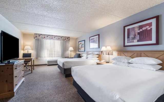 photo 5 of Red Lion Inn & Suites Goodyear Phoenix