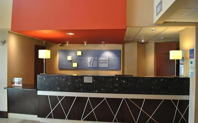 photo 2 of Holiday Inn Express Pittsburgh East - Mall Area by IHG