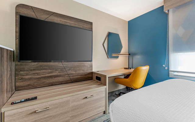photo 5 of Holiday Inn Express Pittsburgh East - Mall Area by IHG