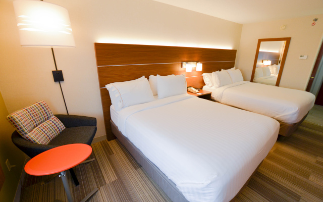 photo 3 of Holiday Inn Express Pittsburgh-Bridgeville by IHG