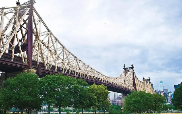 photo 4 of Holiday Inn Express Queens