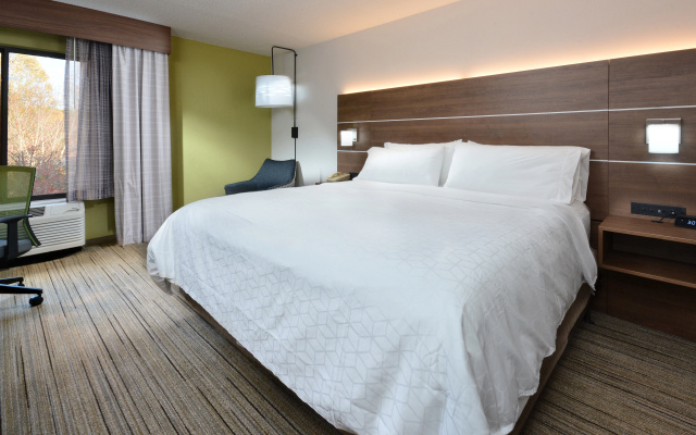 photo 5 of Holiday Inn Express Raleigh Durham Airport by IHG
