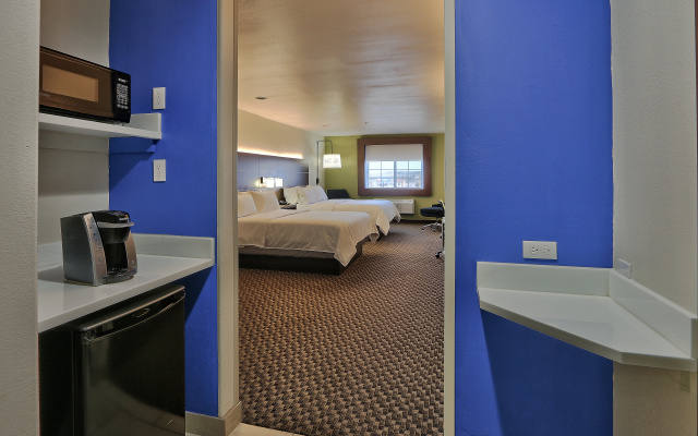 photo 4 of Holiday Inn Express SANTA ROSA by IHG
