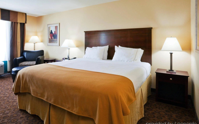 photo 3 of Holiday Inn Express Selma by IHG