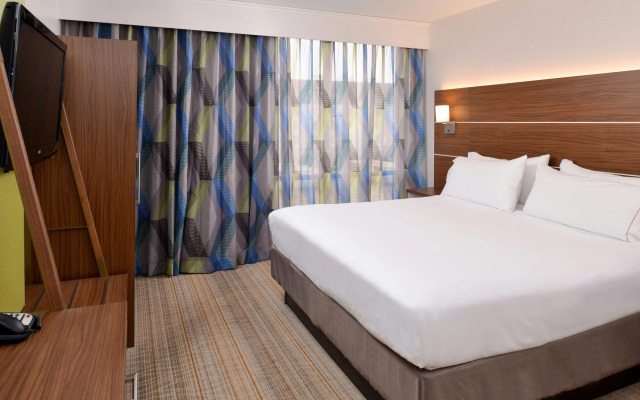 photo 2 of Holiday Inn Express Springfield by IHG