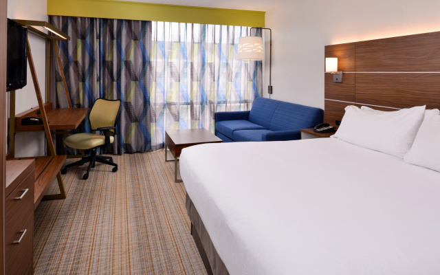 photo 4 of Holiday Inn Express Springfield by IHG
