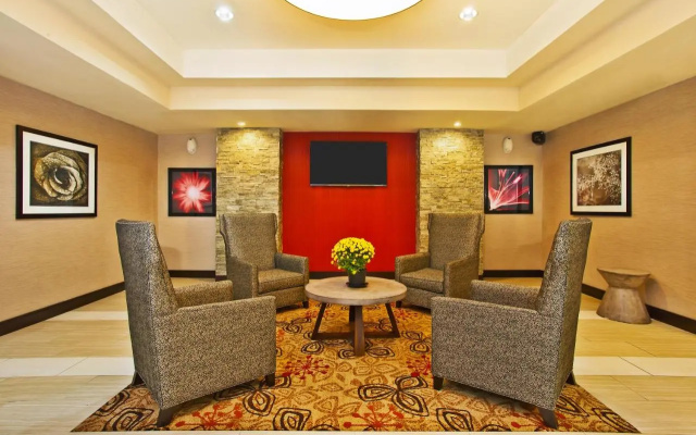 photo 2 of Holiday Inn Express Springfield- Dayton Area