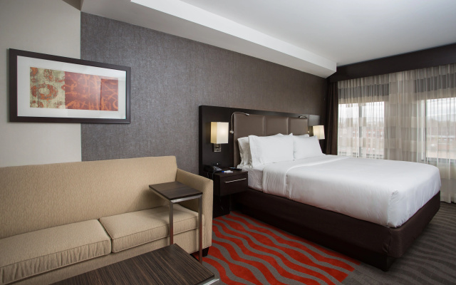 photo 4 of Holiday Inn Express Springfield Downtown by IHG