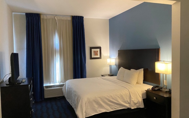 photo 4 of Holiday Inn Express St. Louis Airport - Maryland Heights