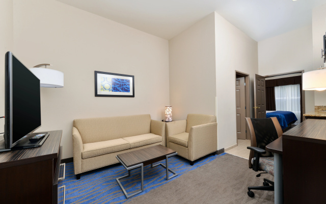 photo 4 of Holiday Inn Express St. Louis West - O'Fallon by IHG
