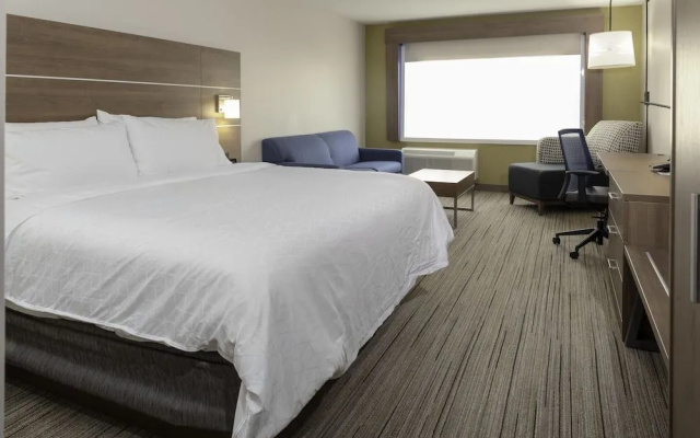 photo 2 of Holiday Inn Express & Suites Phoenix East Gilbert by IHG
