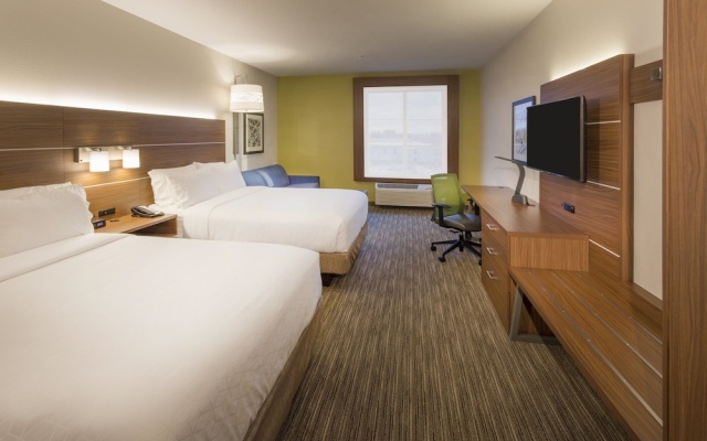 photo 5 of Holiday Inn Express And Suites Seattle South Tukwila