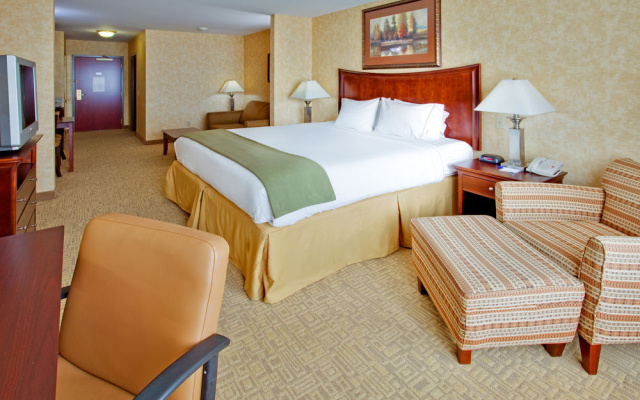 photo 5 of Holiday Inn Express & Suites Bethlehem Arpt-Allentown Area